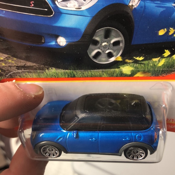 2011 Mini Countryman - Picture 4 of 8